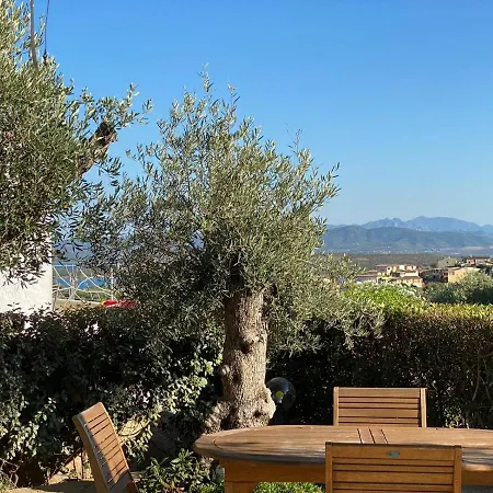 Linda Sardegna Όλμπια